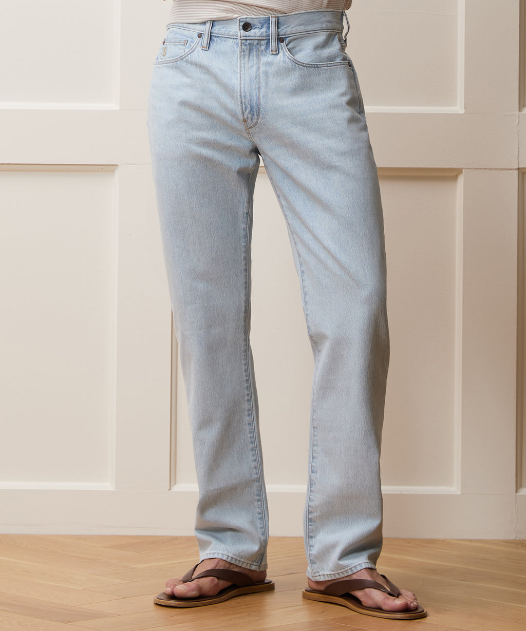 Straight Fit Summerweight Jean in Bleachout
