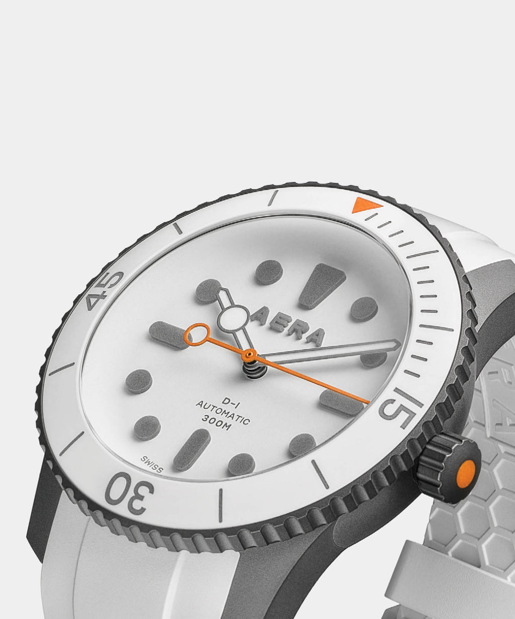 Todd Snyder X AERA D-1 Diver Watch