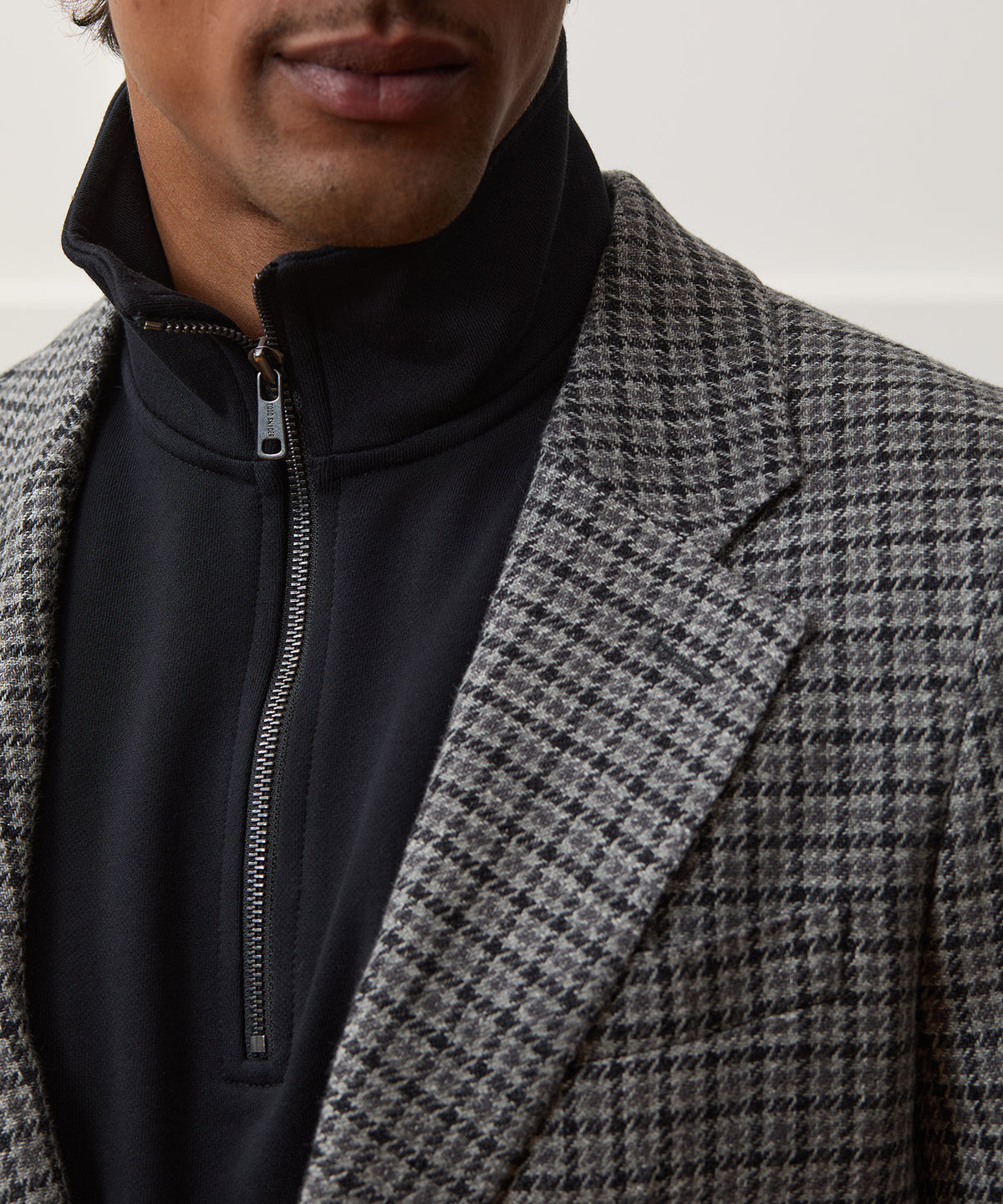 Italian Linen Houndstooth Sport Coat
