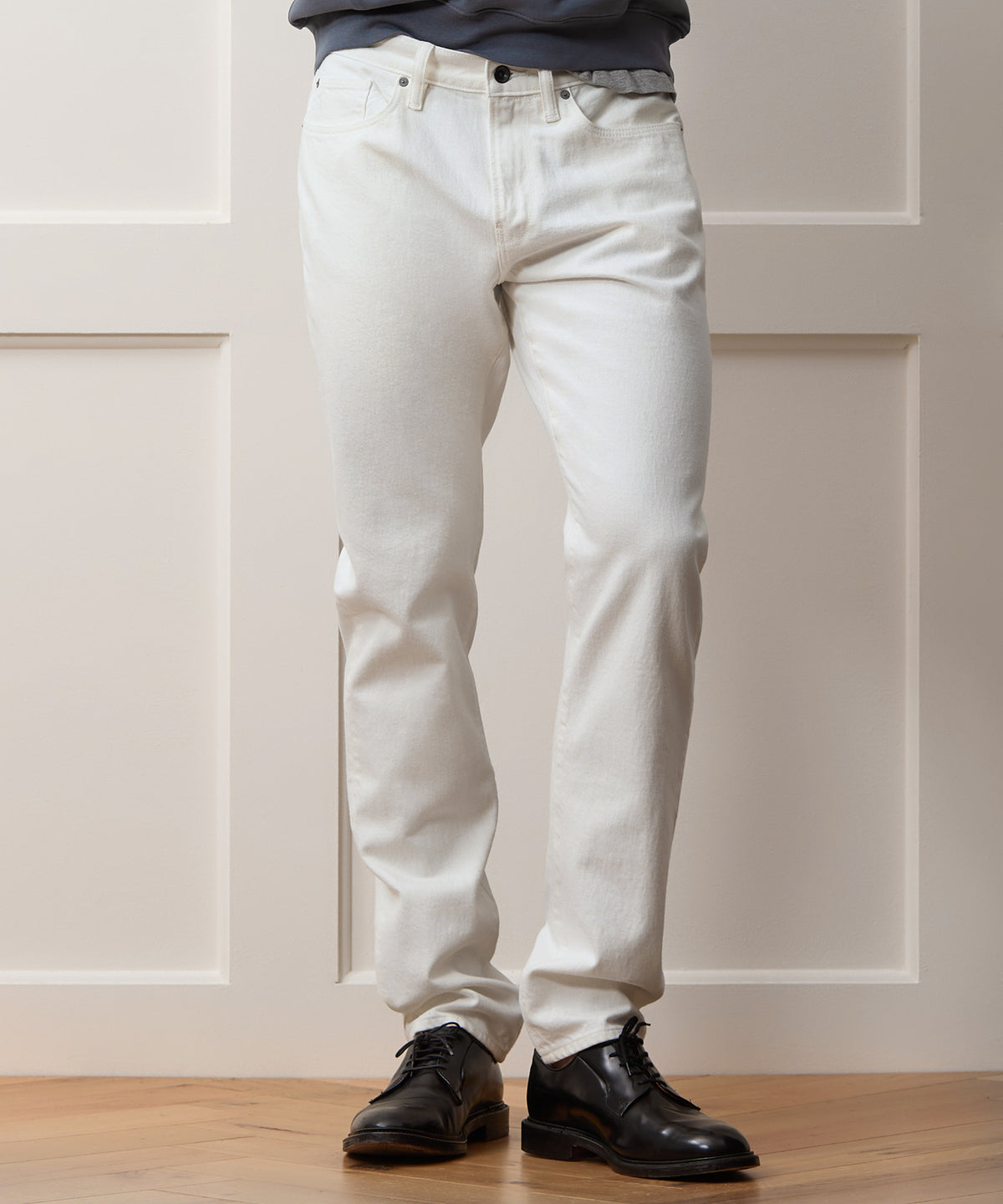 Slim Fit Jean in White