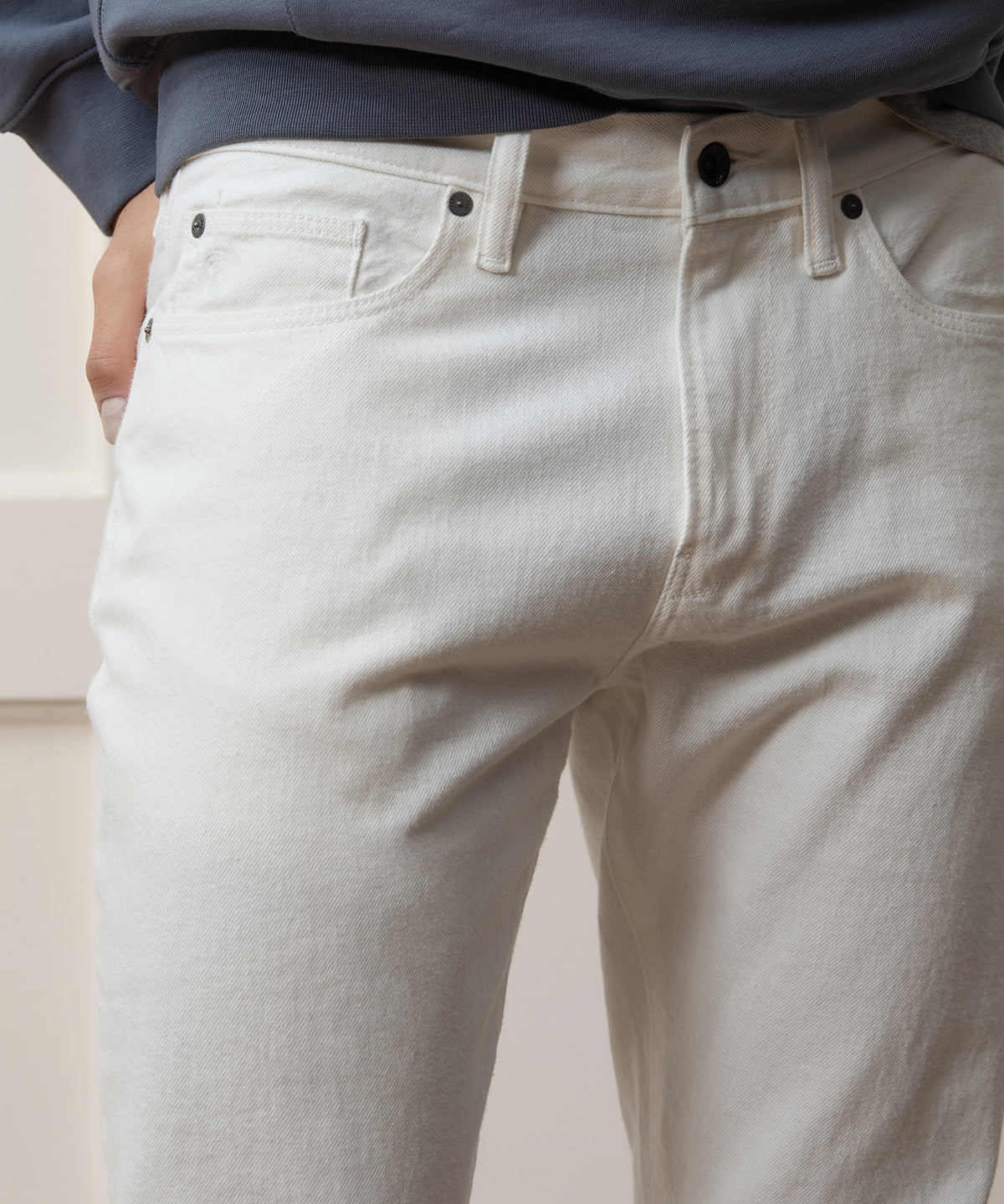 Slim Fit Jean in White