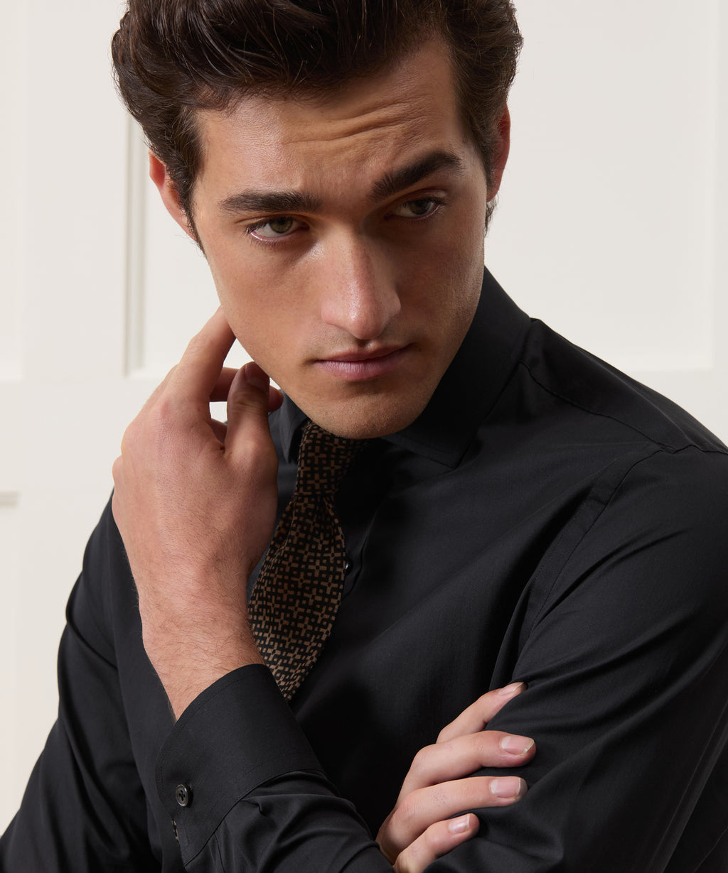 Slim Cotton-Silk Spread Collar Dress Shirt