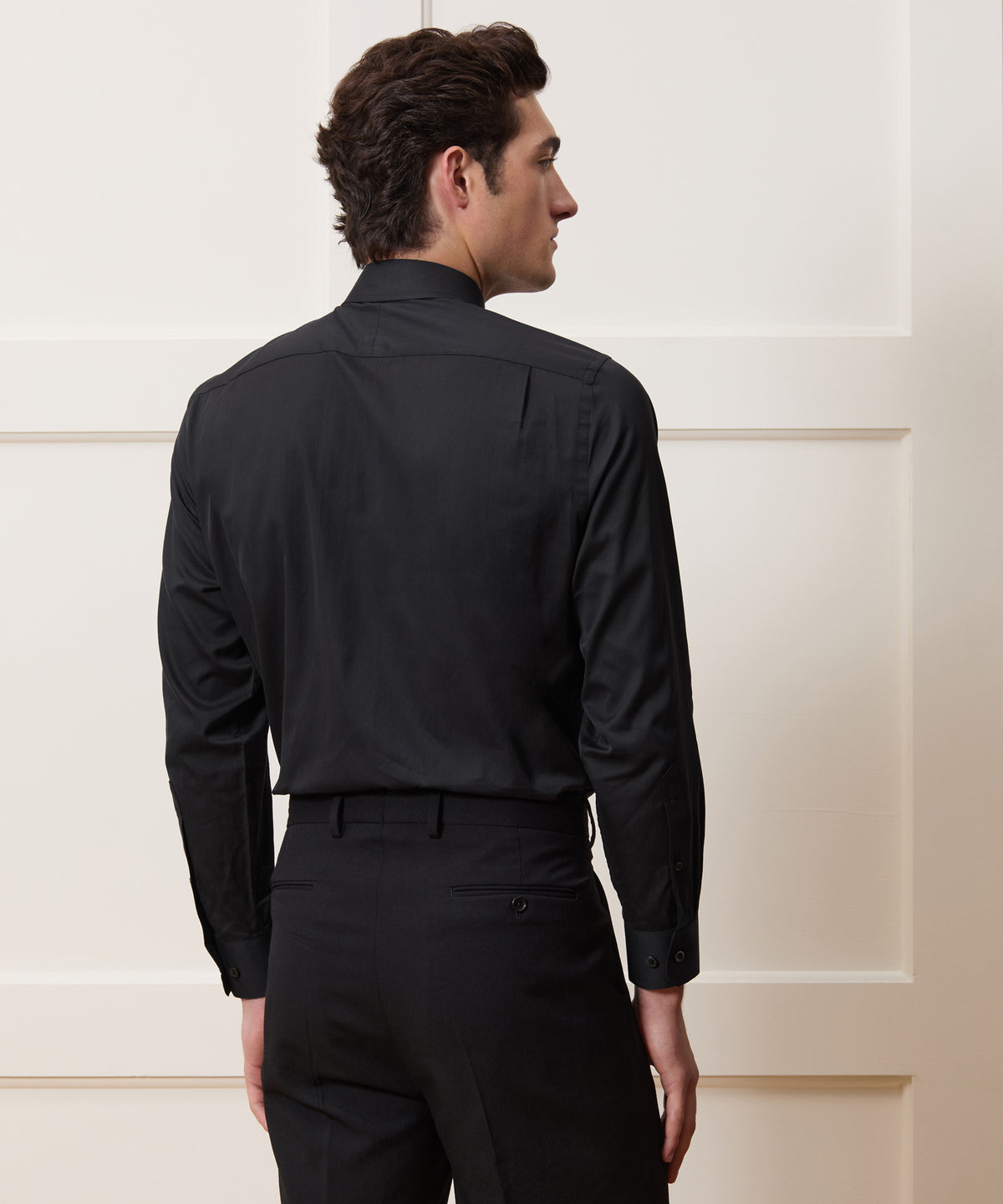 Slim Cotton-Silk Spread Collar Dress Shirt