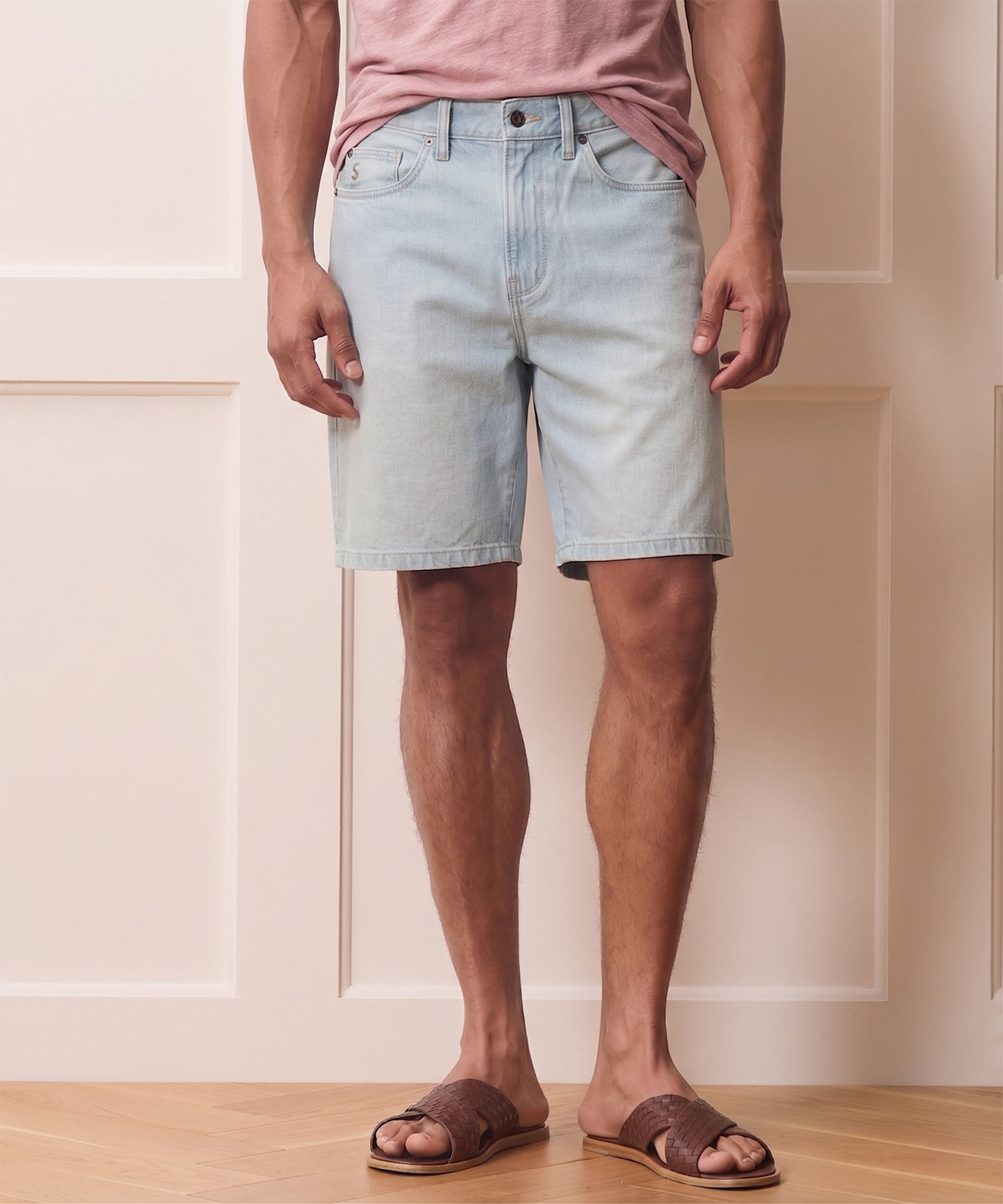 8" Relaxed Denim Short