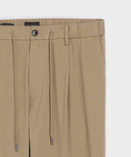 Close-up detail of the Todd Snyder Italian Cotton Modern Chino in Khaki.