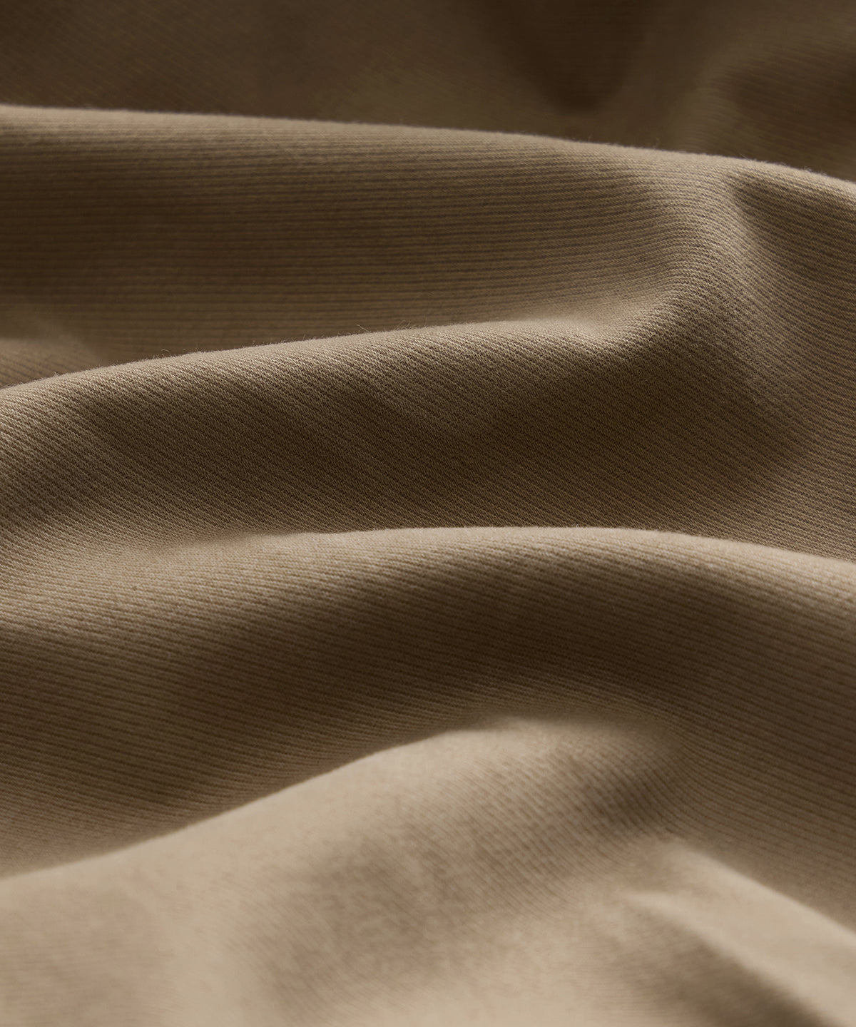 Close-up detail of the Todd Snyder Italian Cotton Modern Chino in Khaki.