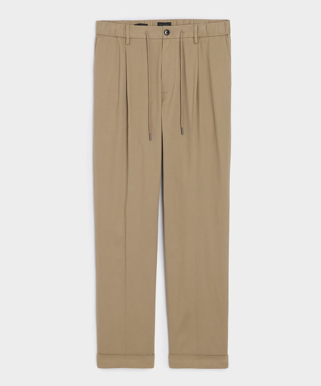 Flat lay of the Todd Snyder Italian Cotton Modern Chino in Khaki.