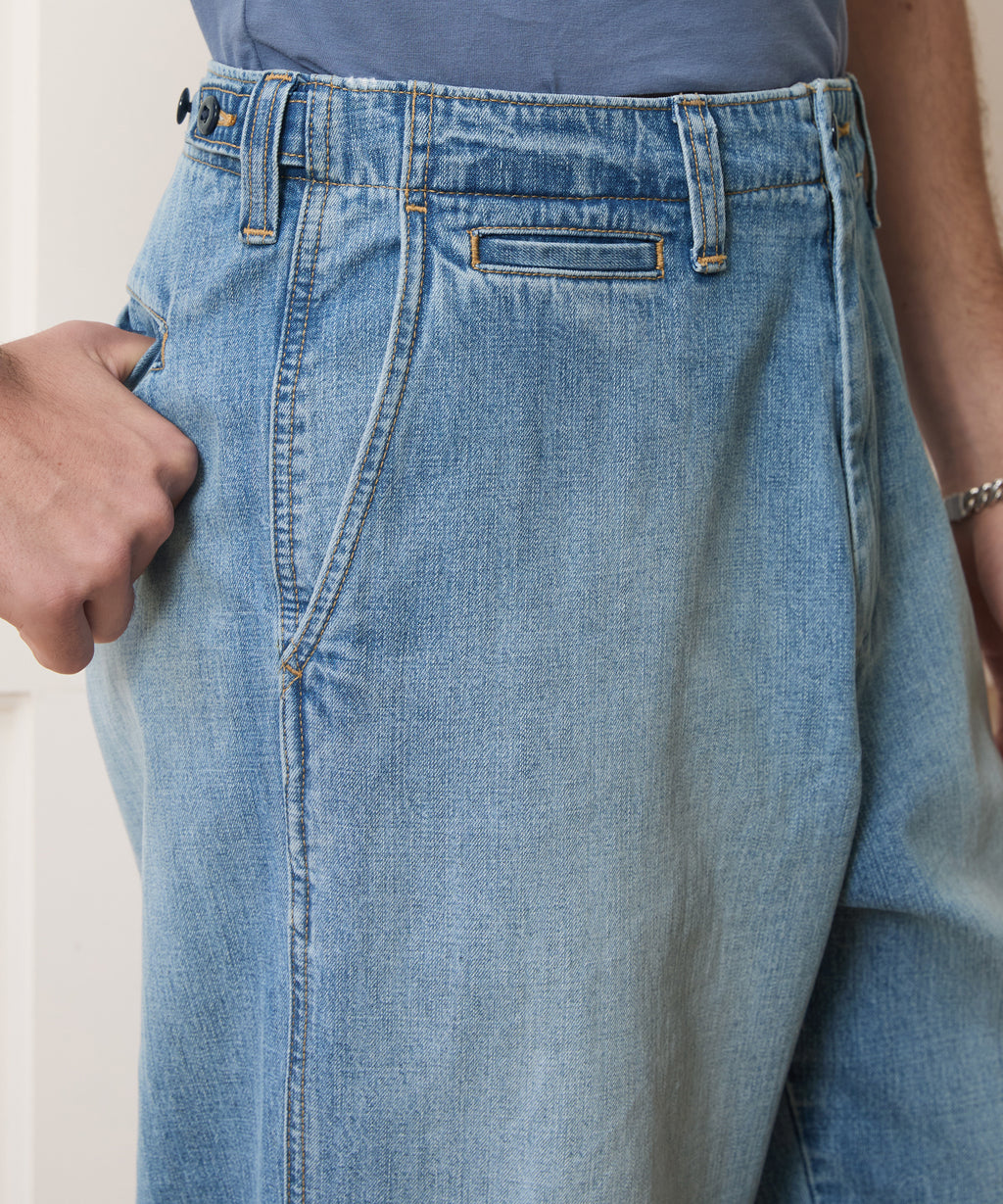 Lightweight Big Jean in Light Indigo