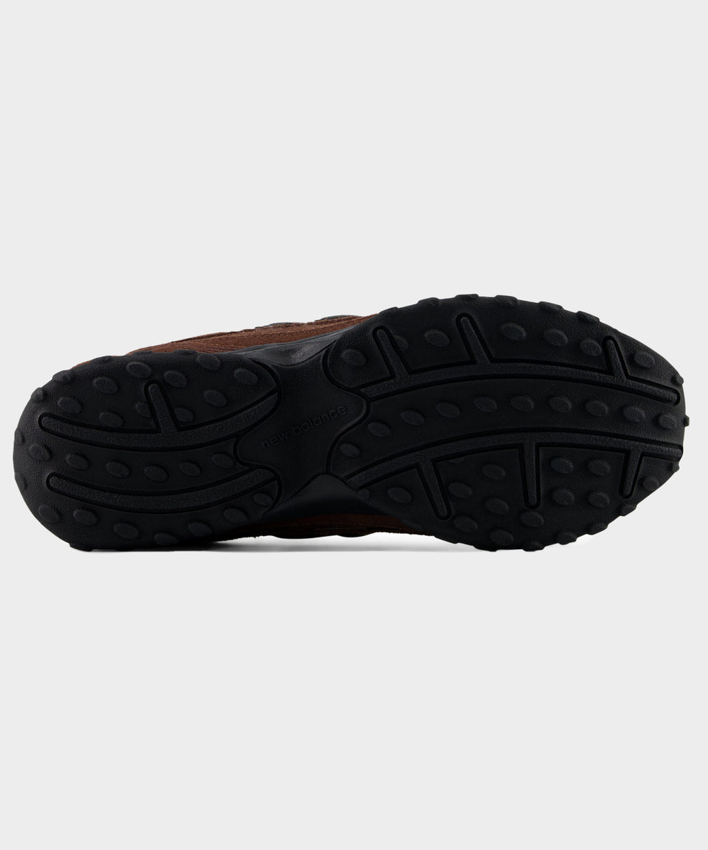 New Balance 204L Sneaker