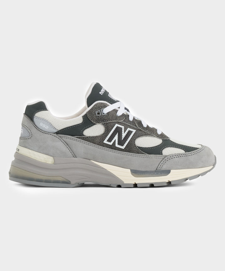 New Balance Made in USA 992 Sneaker